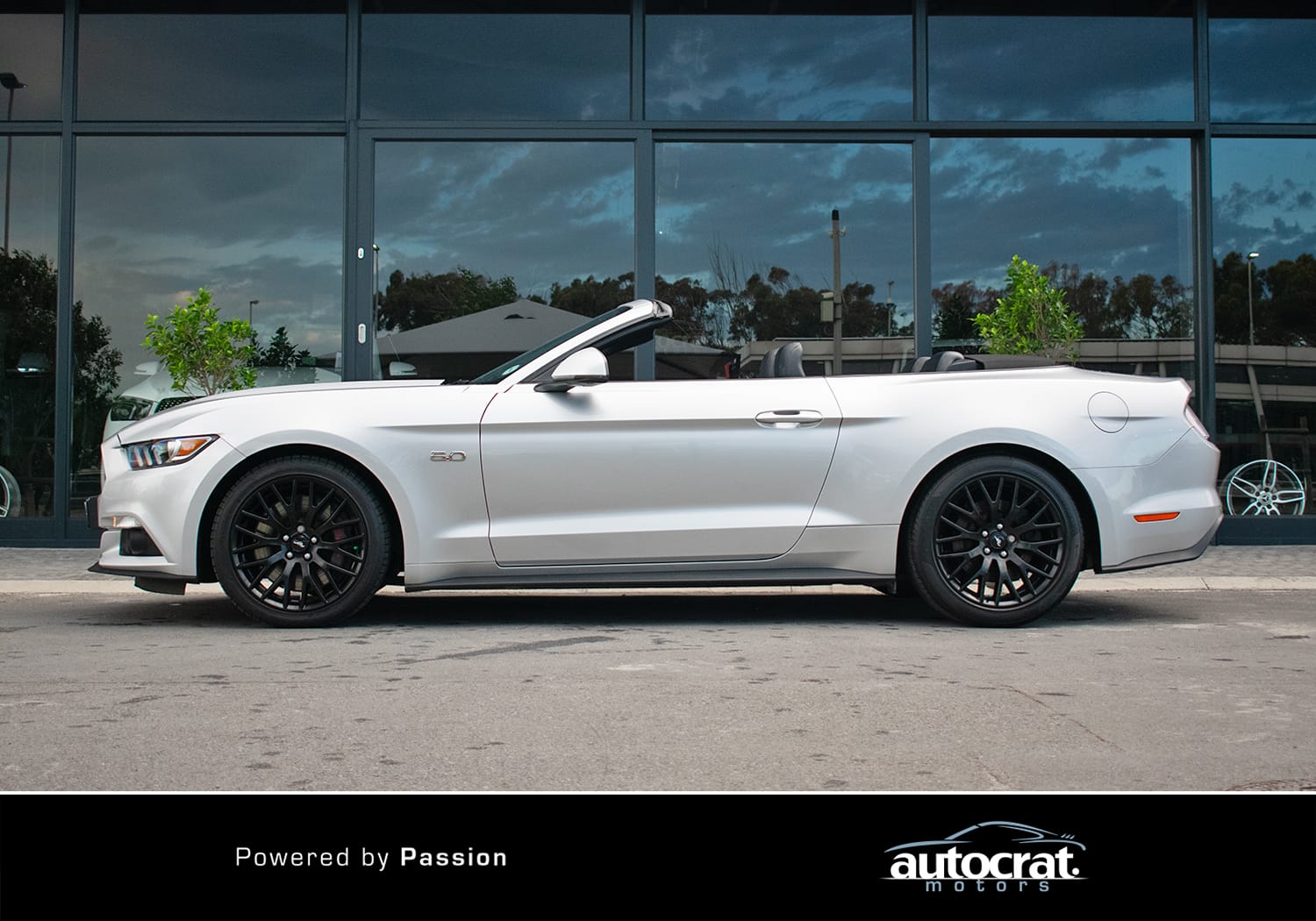 2017 Ford Mustang 5.0 GT Convertible — photo 3
